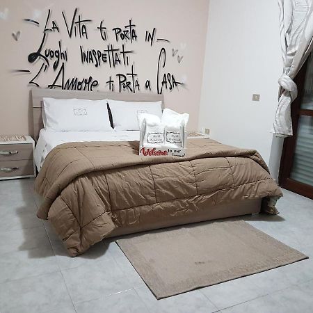 B&B La dolce notte Santa Maria Capua Vetere Esterno foto